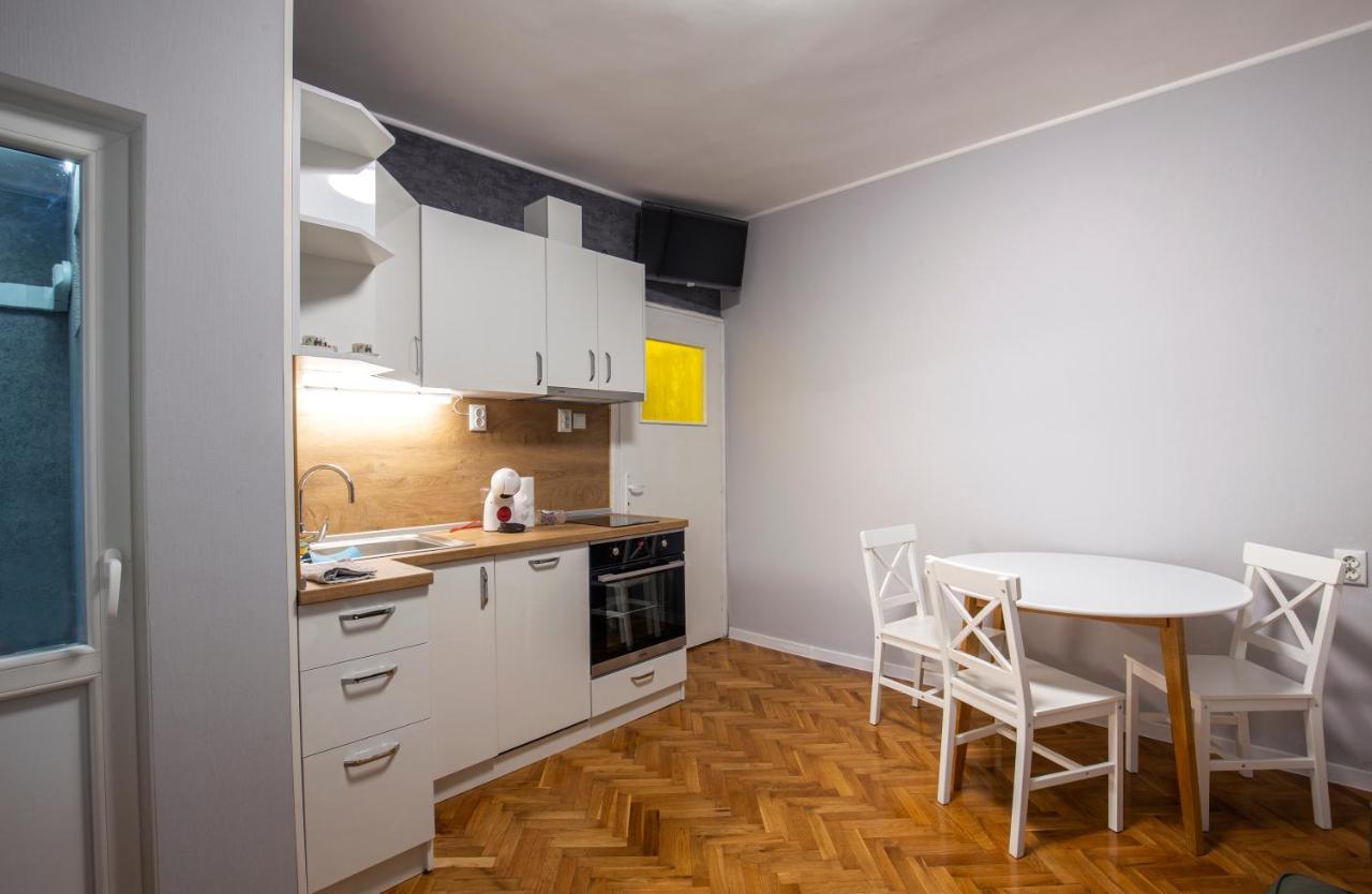 Apartment Little Vienna Русе Екстер'єр фото